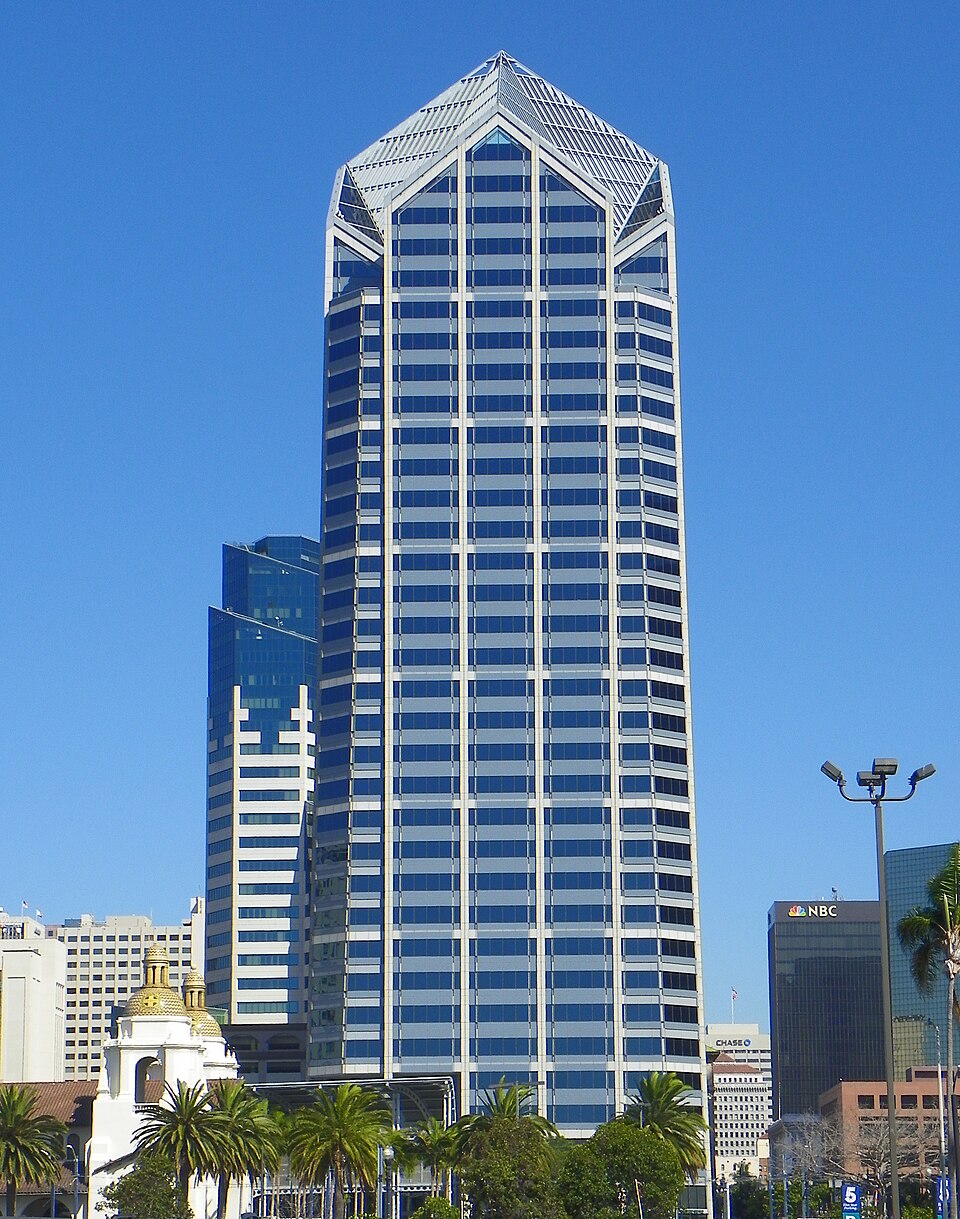 the full tower and distinctive crown of one america plaza in downtown san diego